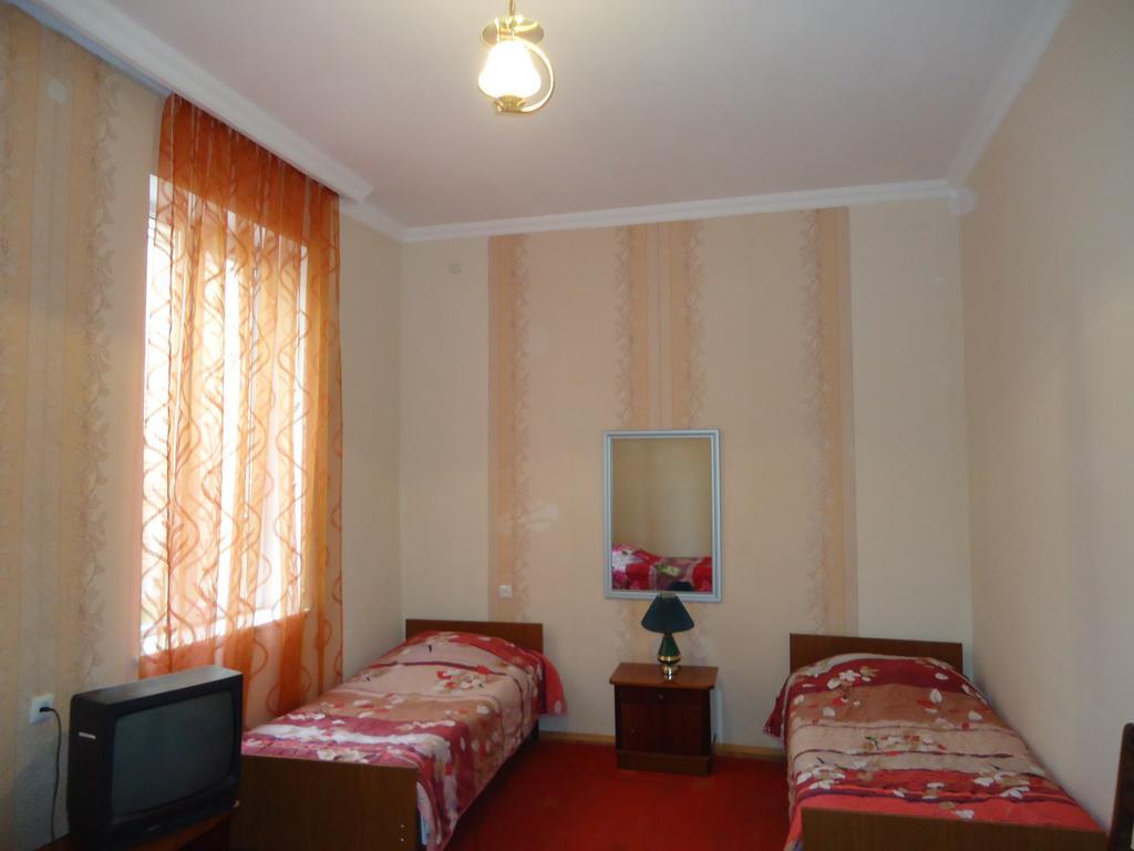 Guest House Lviv Грузия Kʼutʼaisi Quarto foto