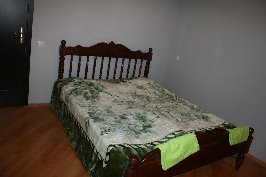 Guest House Lviv Грузия Kʼutʼaisi Quarto foto